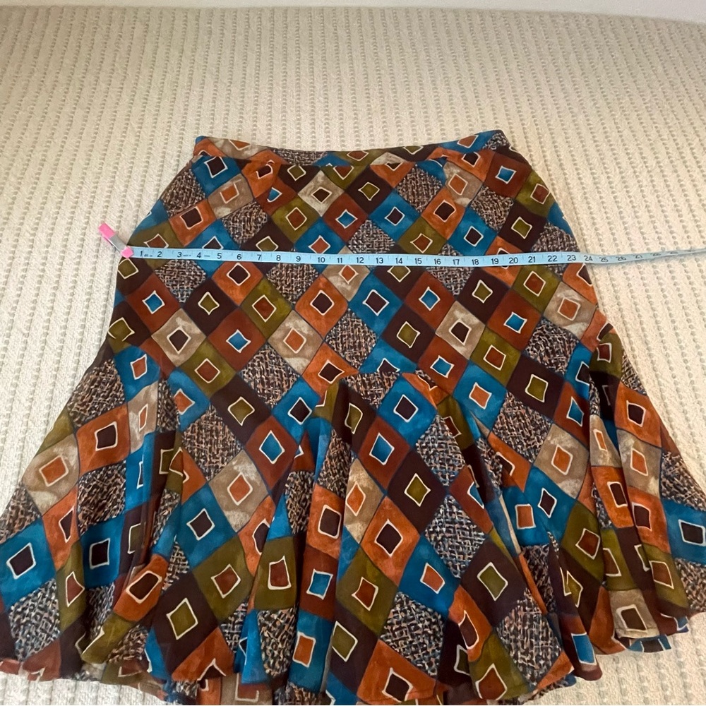 Ruby Rd. Skirt with Multicolor Diamond Pattern - Size: 16 - Picture 5 of 6